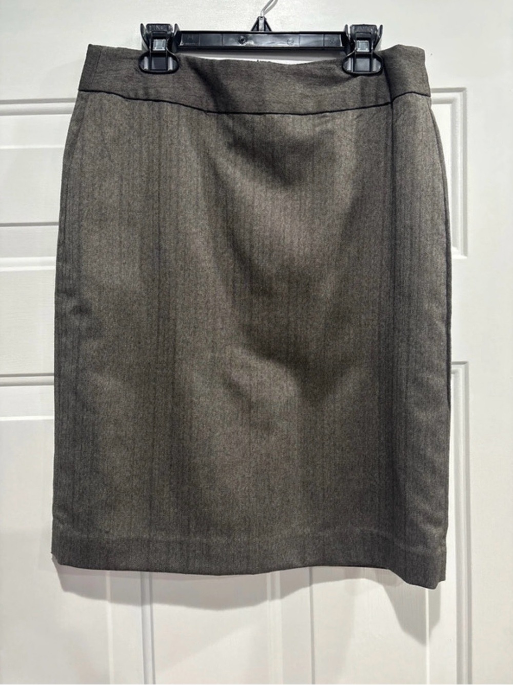 Banana Republic Gray Pencil Skirt